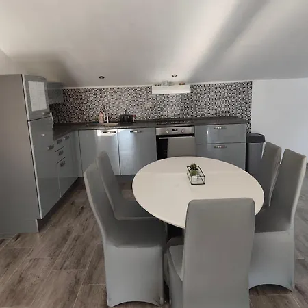 Appartamento Bezek