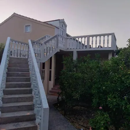 Apartment Bezek *