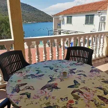 Apartment Bezek