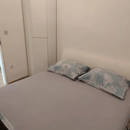 Apartment Bezek *