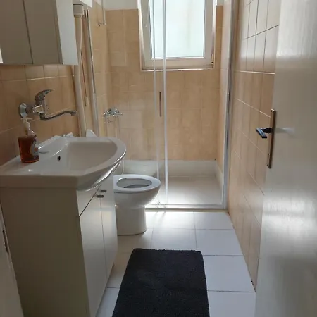 Bezek Apartment *